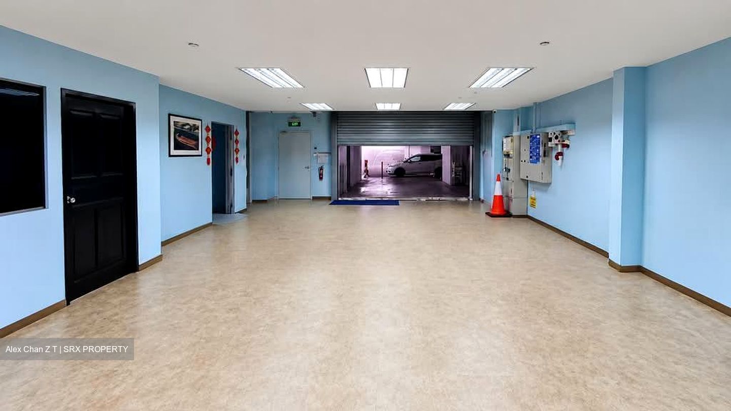 M-space (D25), Factory #586035941